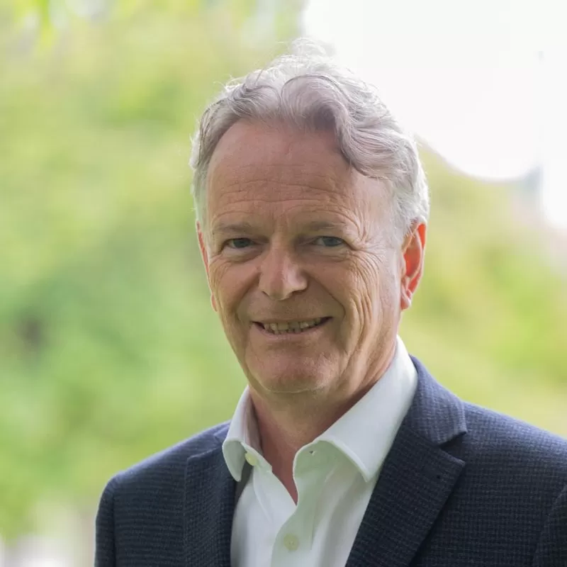 Stuart Binnie